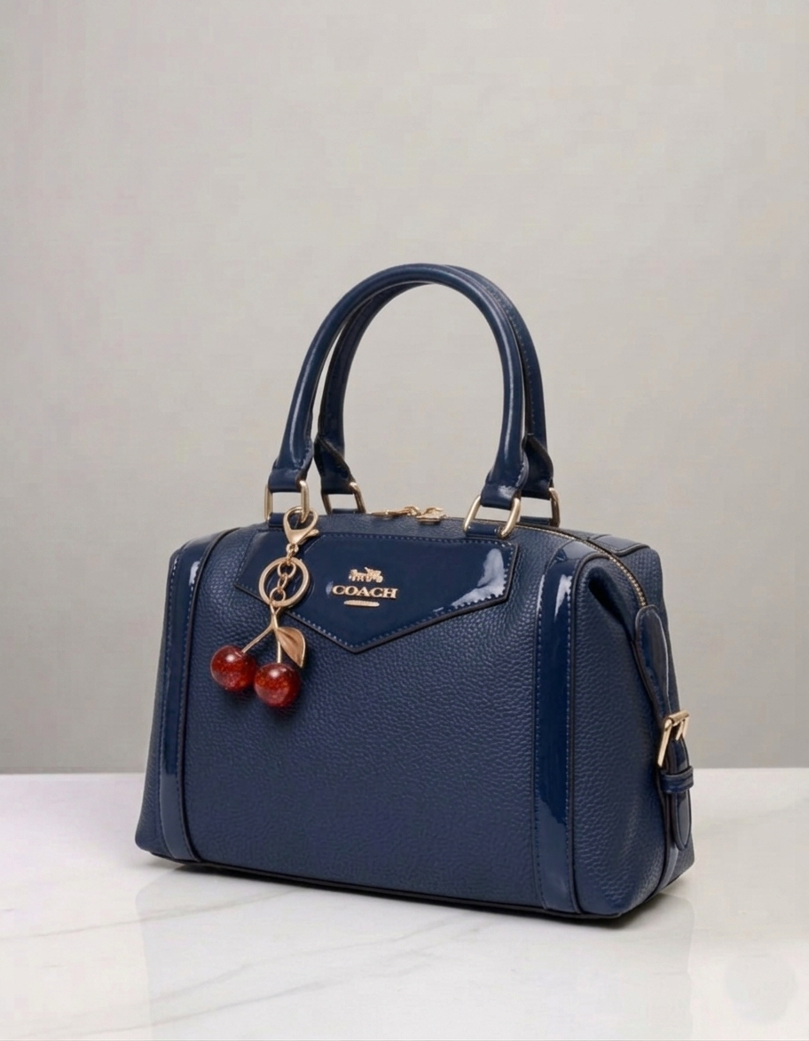 شنطه coach