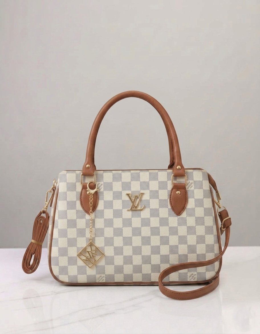 شنطه LV