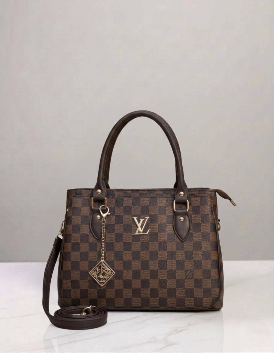 شنطه LV